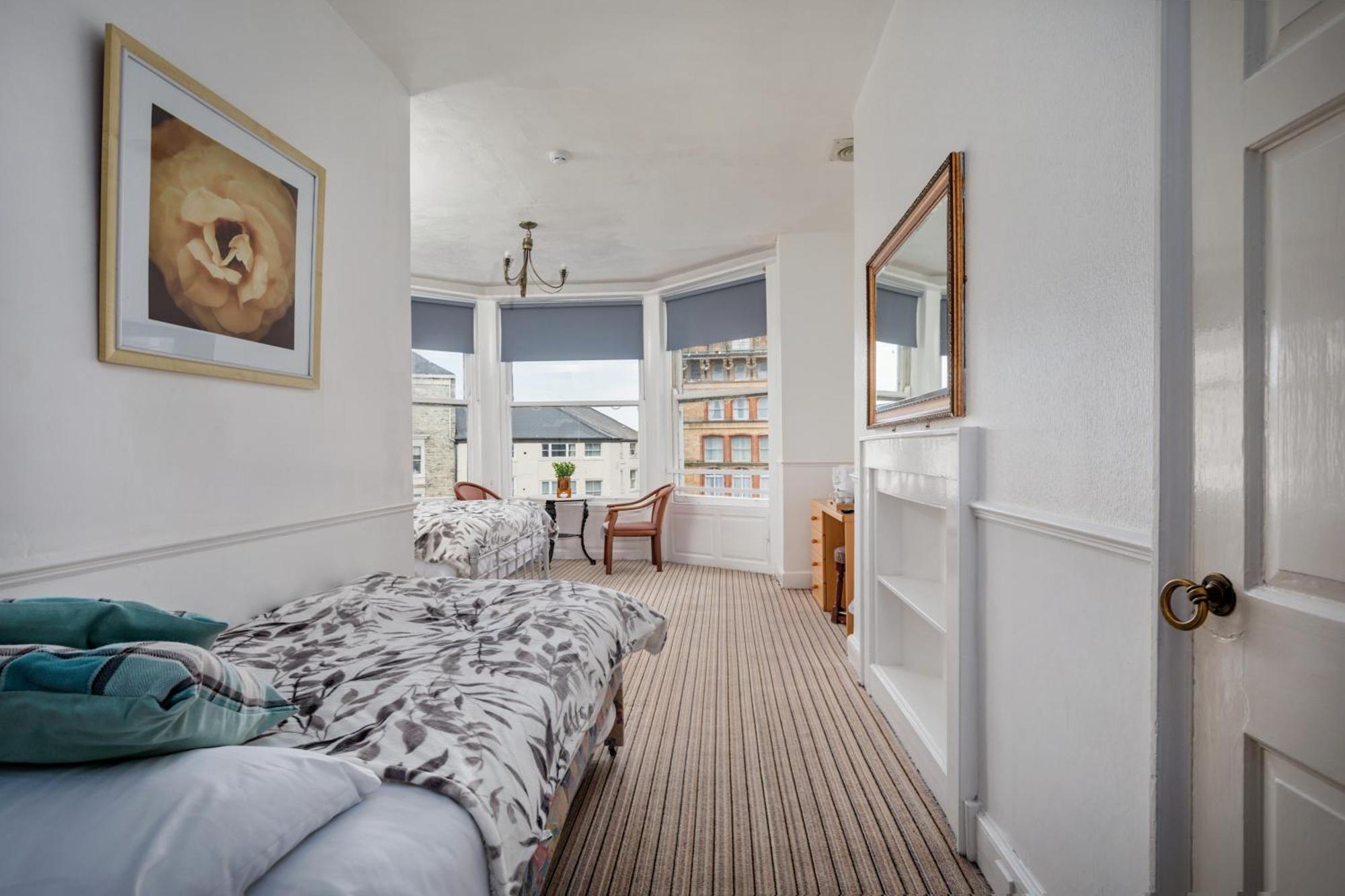 Serenity Guest House Scarborough Luaran gambar